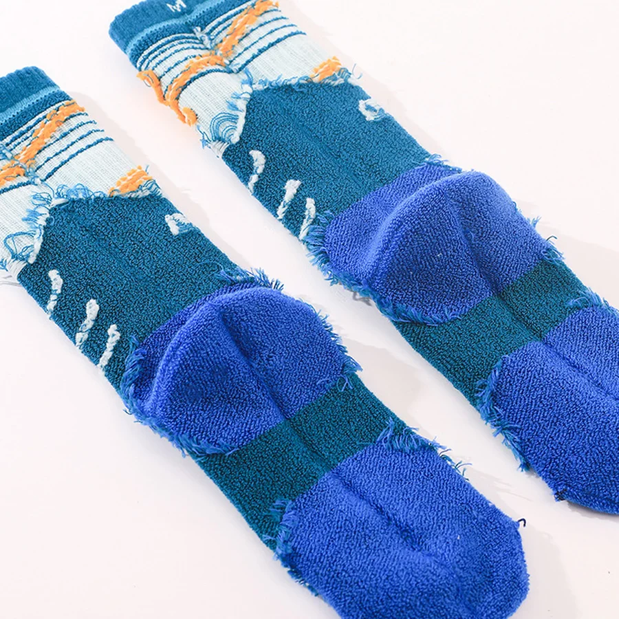 Outdoor Adventure Sports - 1 Pair of High-Top Wool Sports